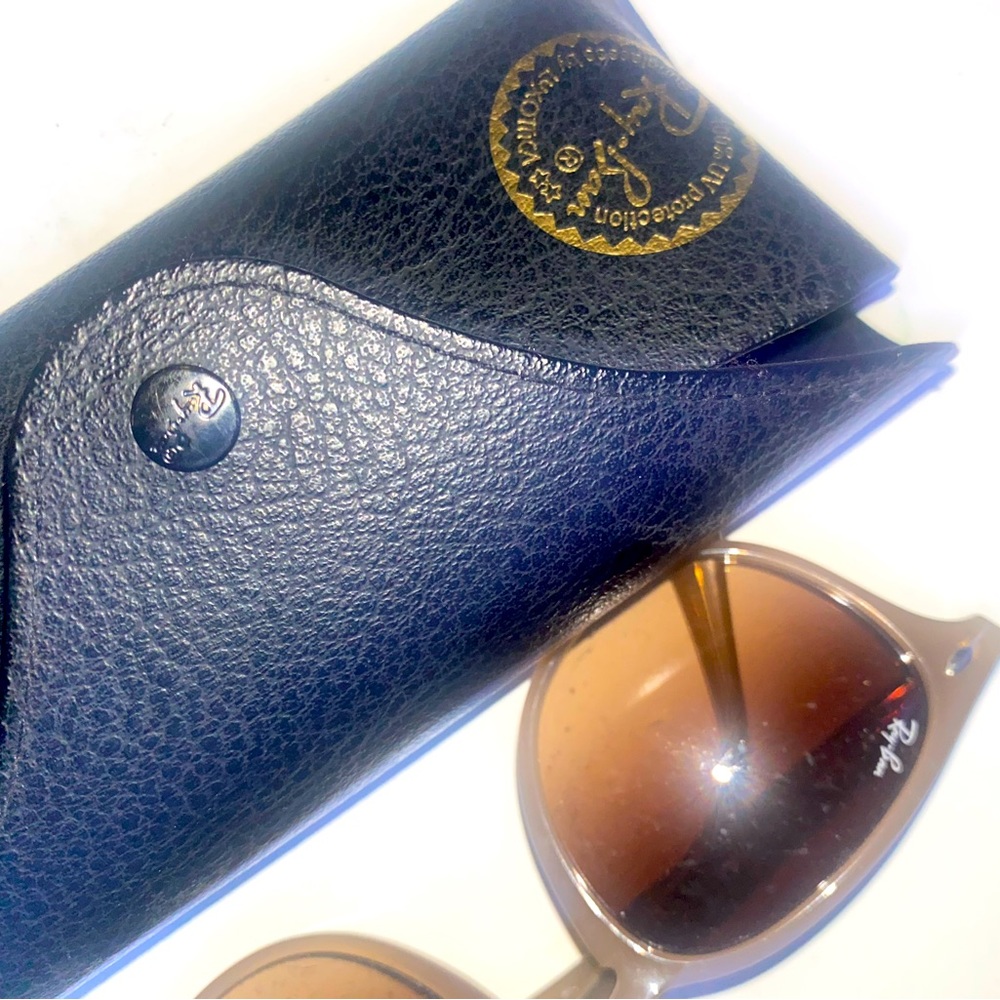 Ray-Ban Woman cute sunglasses